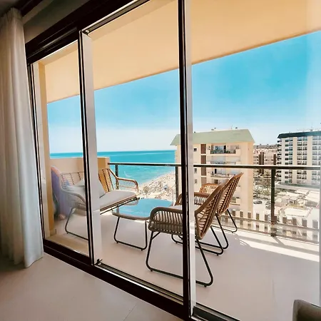 Luxury Beachfront Apartamento Fuengirola
